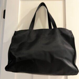 Brand new Large GAP Tote- Black